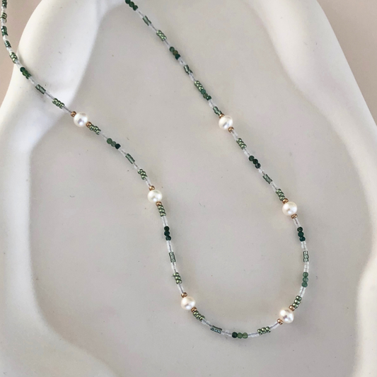 COLLIER ALICE