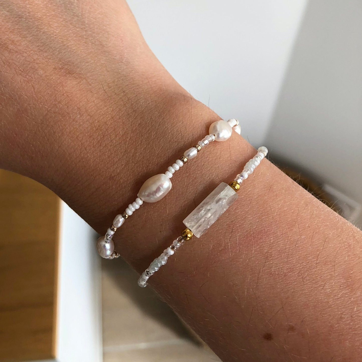 BRACELET CLÉA – perles de rocaille et perles d'eau douce
