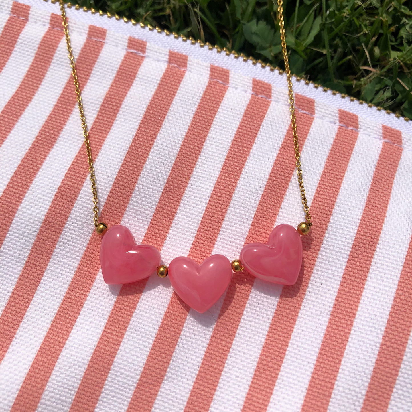 COLLIER ROMY - CŒUR EN RÉSINE - 2 COLORIS