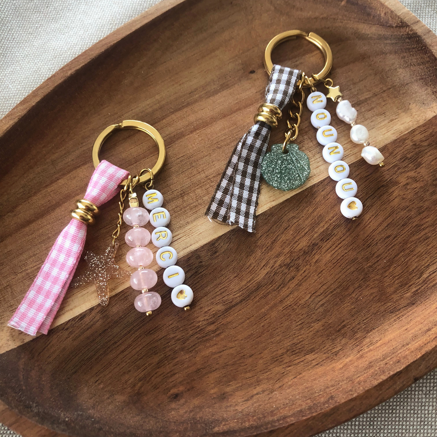PORTE-CLÉS PERSONNALISÉ EN PERLES